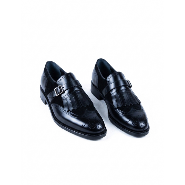 BLACK SHOES MODEL 114