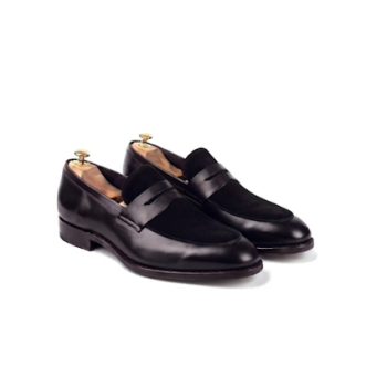 BLACK SHOES MODEL 746