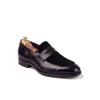 BLACK SHOES MODEL 746 2