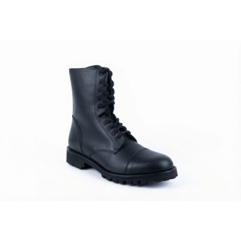 MODEL 99 BLACK ANKLE BOOTS 2